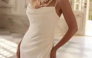 prosta suknia ślubna